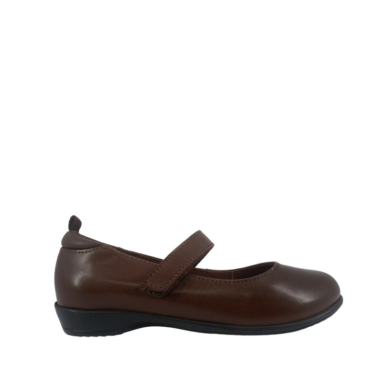 Zapatos escolares Anavelg cafe para niñas